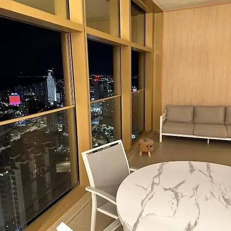 아파트 Intempo 31 Panoramic Sunrise & 베니돔