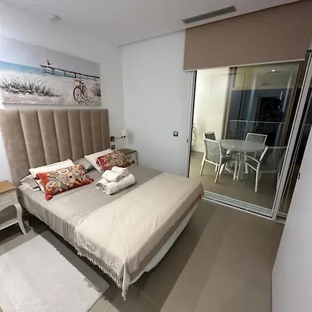 Intempo 31 Panoramic Sunrise & *