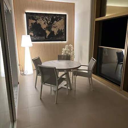 Intempo 31 Panoramic Sunrise & *